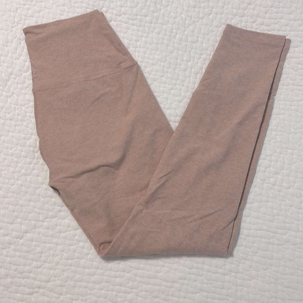 Beyond Yoga Light Heather Pink Leggings